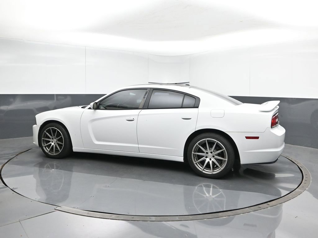 2014 Dodge Charger SXT photo 3