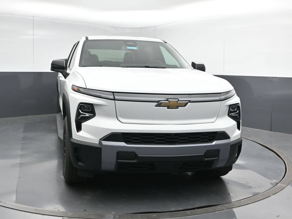 2026 Chevrolet Silverado EV LT - Photo 9