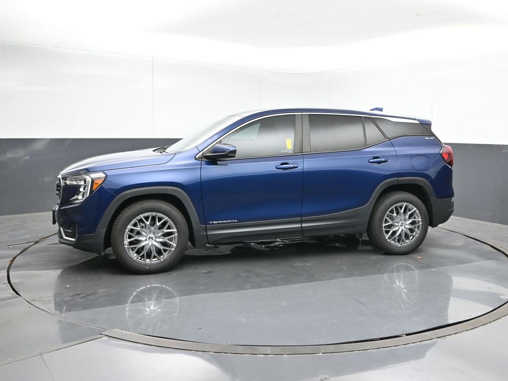 2022 Gmc Terrain SLE photo 2
