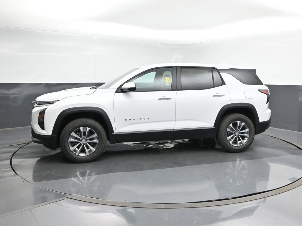 2026 Chevrolet Equinox LT photo 2