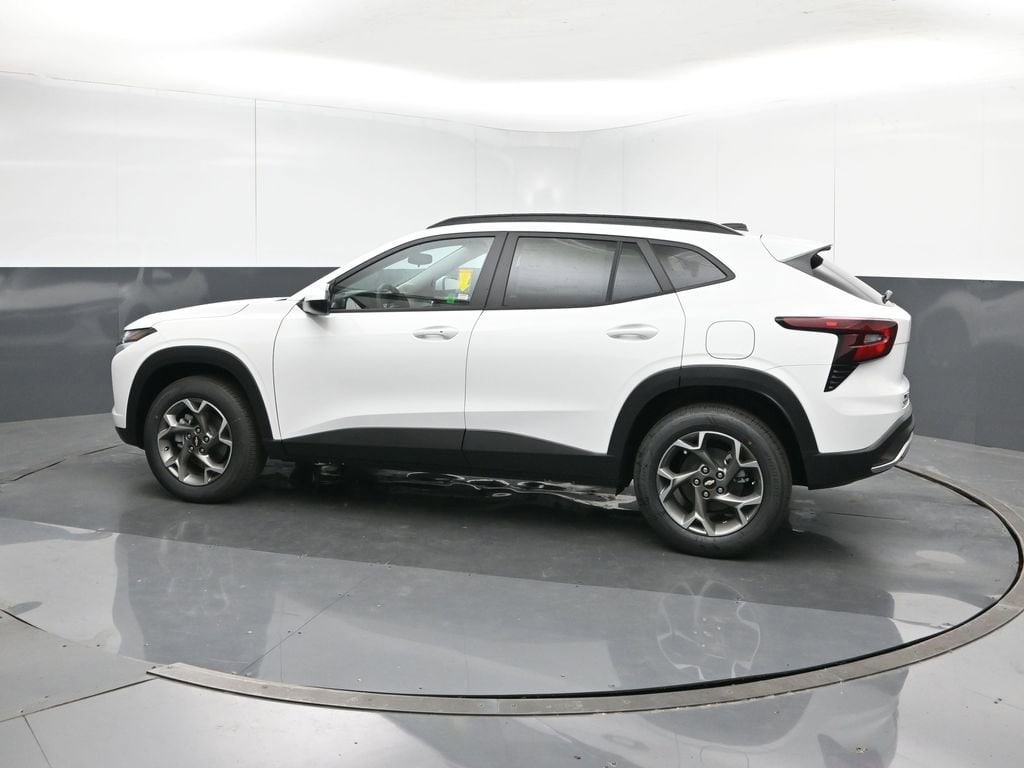 New 2026 Chevrolet Trax LT SUV