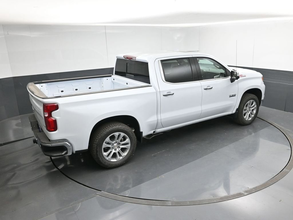 2026 Chevrolet Silverado 1500 LTZ - Photo 21