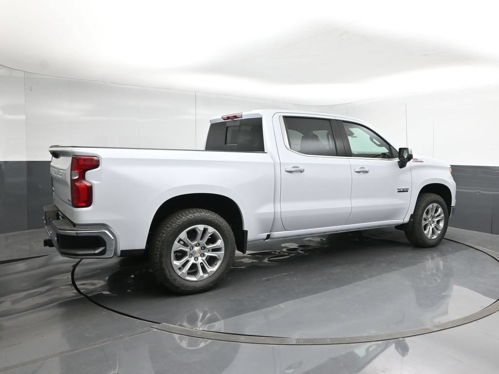 2026 Chevrolet Silverado 1500 LTZ - Photo 5