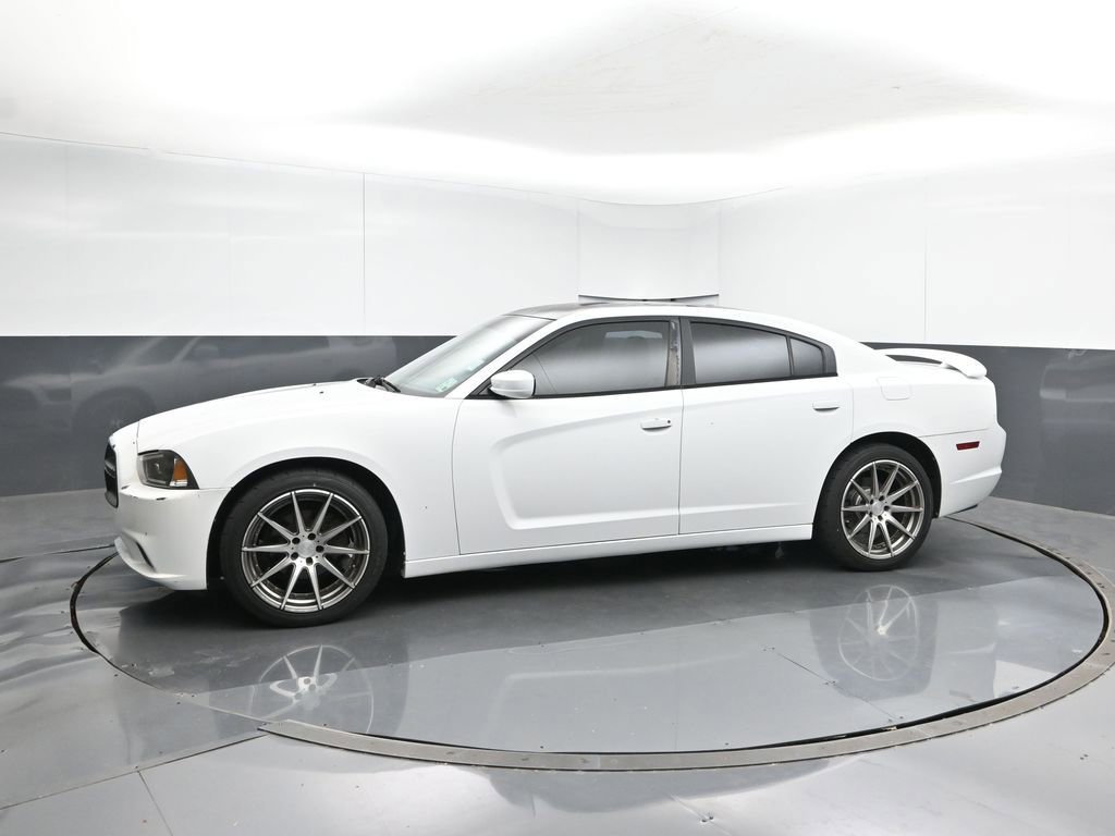 2014 Dodge Charger SXT photo 2