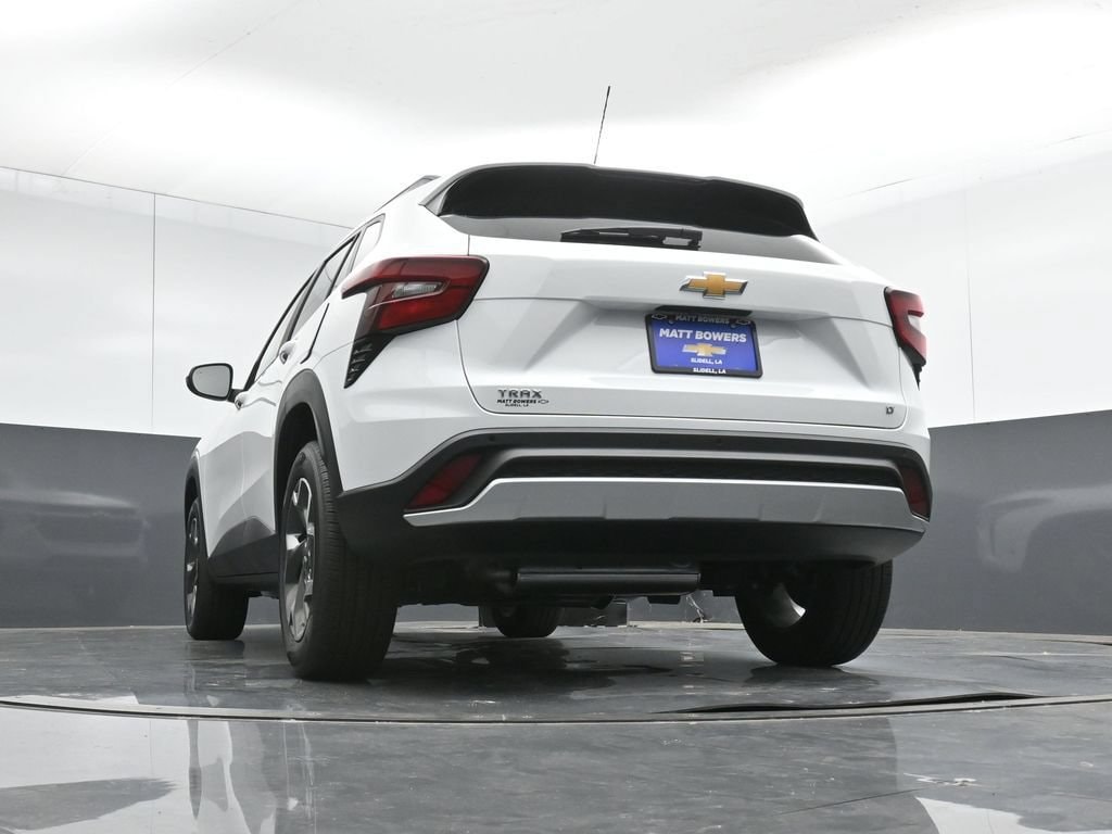 2026 Chevrolet Trax LT - Photo 12