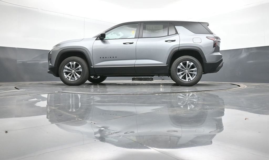2026 Chevrolet Equinox LT - Photo 11