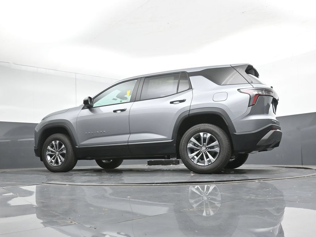 2026 Chevrolet Equinox LT - Photo 11