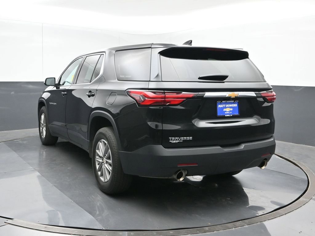 2023 Chevrolet Traverse LS 1LT photo 4