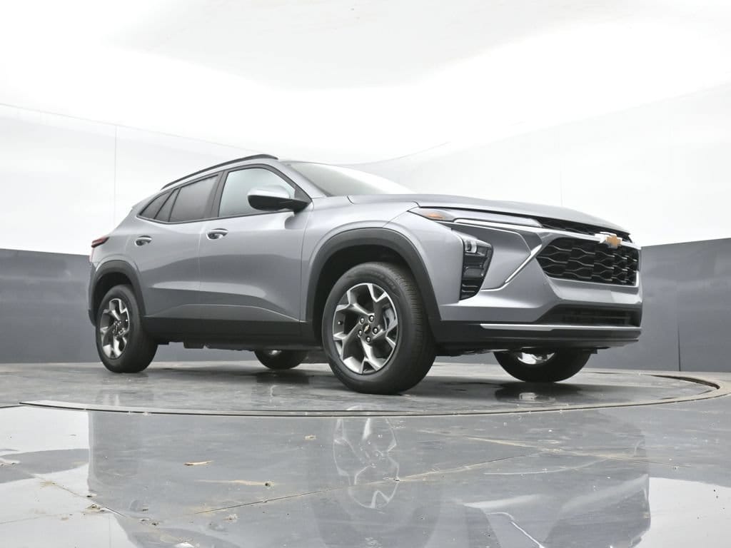 2026 Chevrolet Trax LT - Photo 15