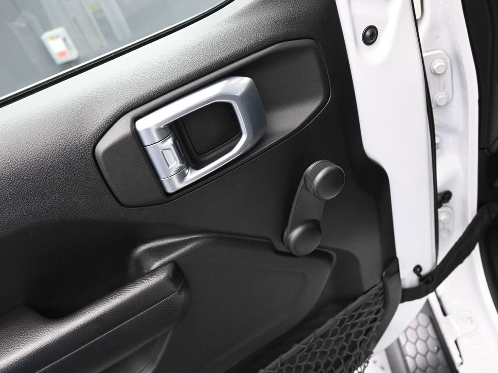 2021 Jeep Wrangler Unlimited Sport - Photo 22