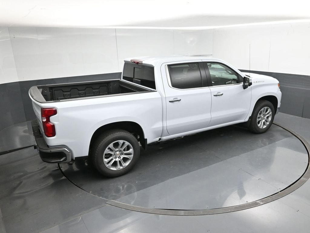 2026 Chevrolet Silverado 1500 LTZ - Photo 21