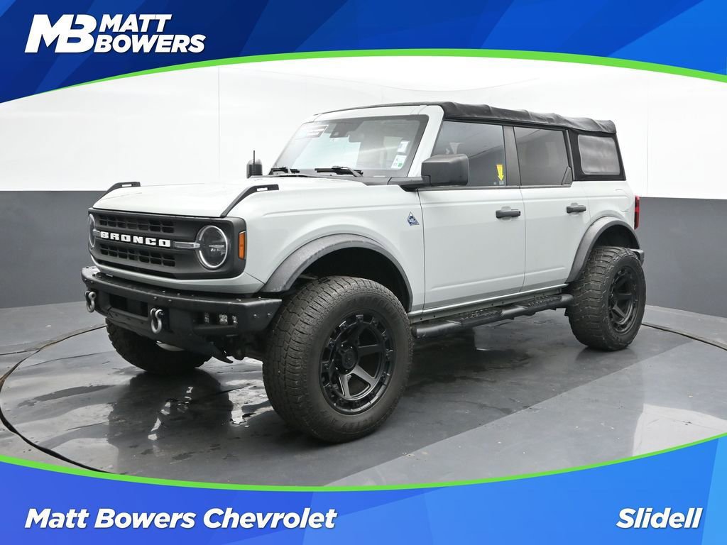 2021 Ford Bronco 4-Door Black Diamond's photo