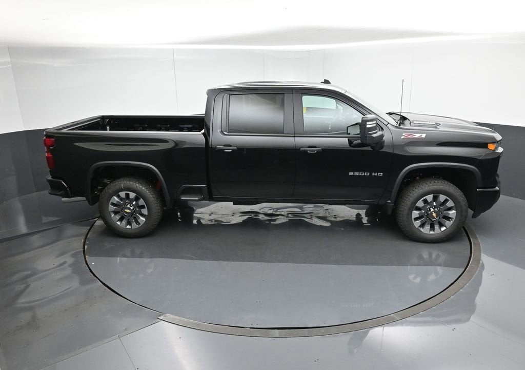 2025 Chevrolet Silverado 2500 HD Custom - Photo 22