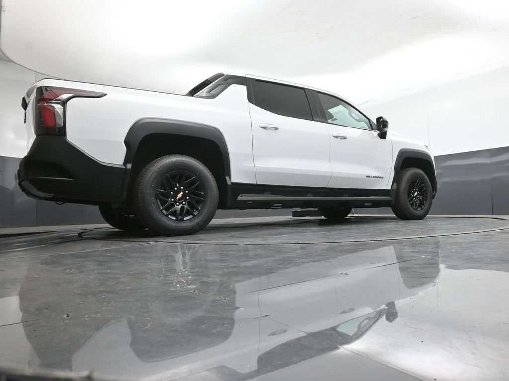 2026 Chevrolet Silverado EV LT - Photo 14