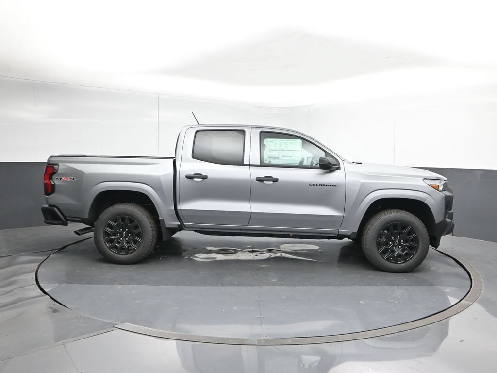 2026 Chevrolet Colorado Work Truck - Photo 6