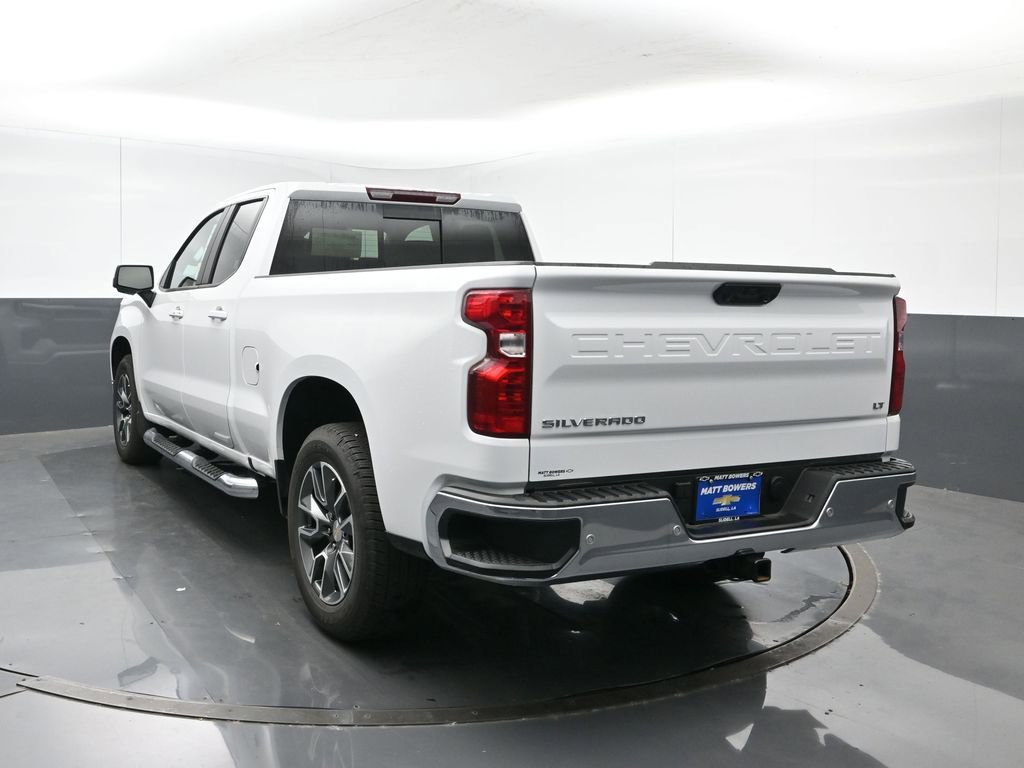 2025 Chevrolet Silverado 1500 LT photo 4