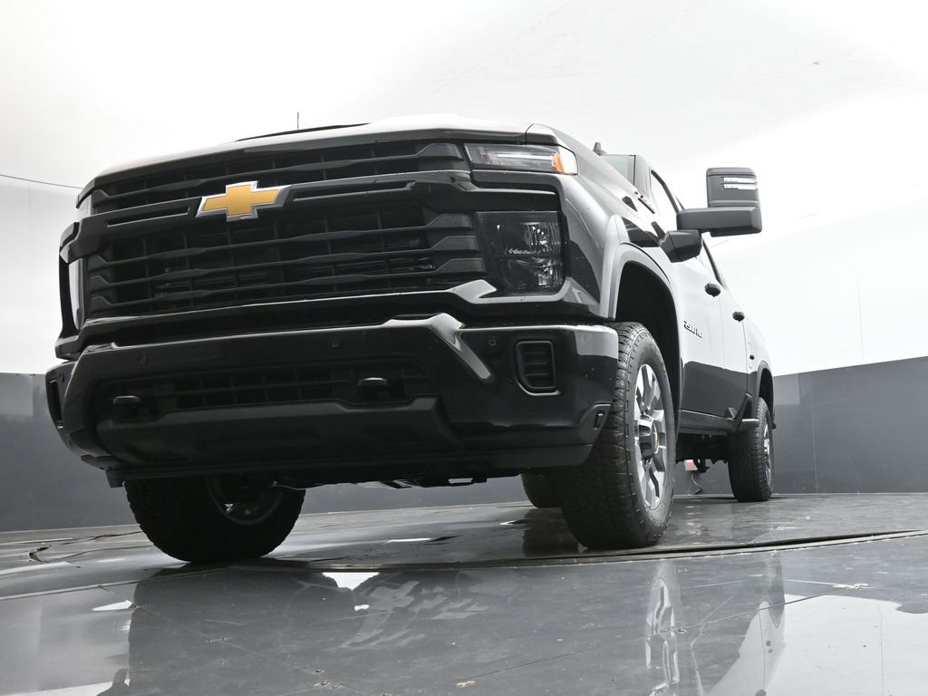 2025 Chevrolet Silverado 2500 HD Custom - Photo 9