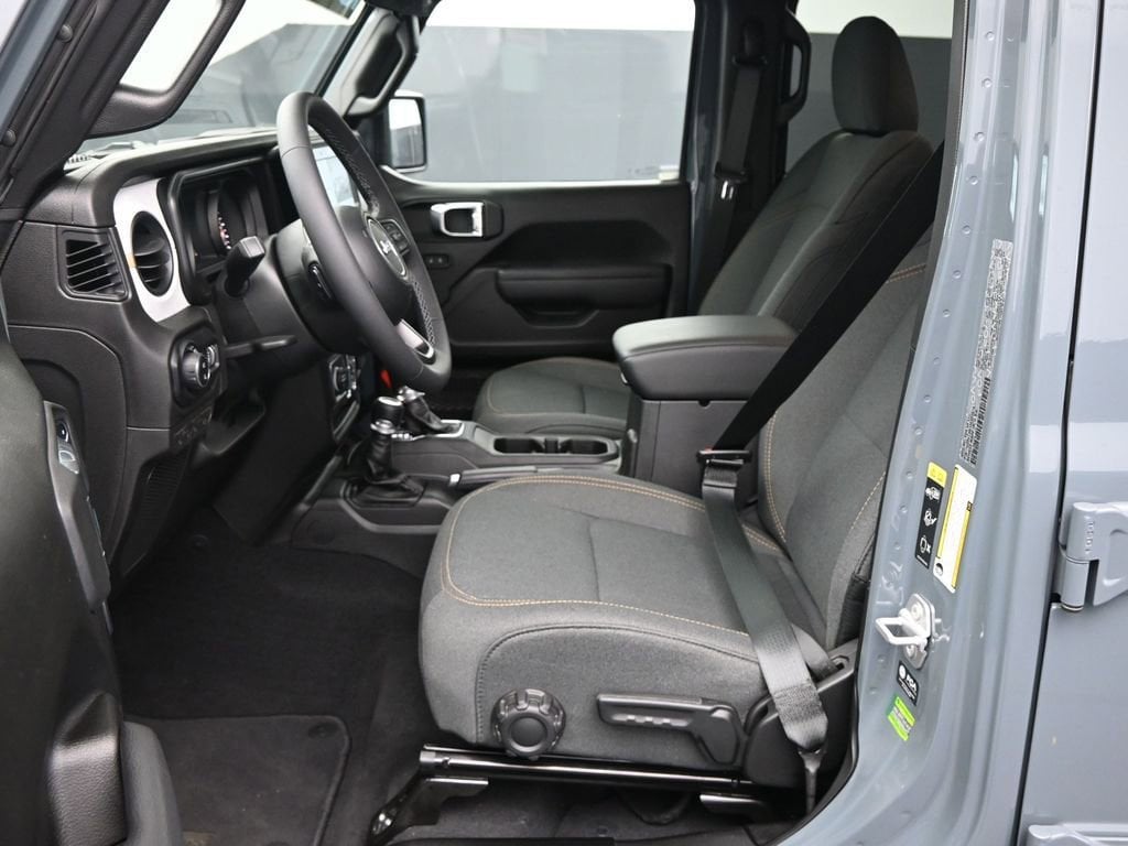 2025 Jeep Gladiator Sport S - Photo 18