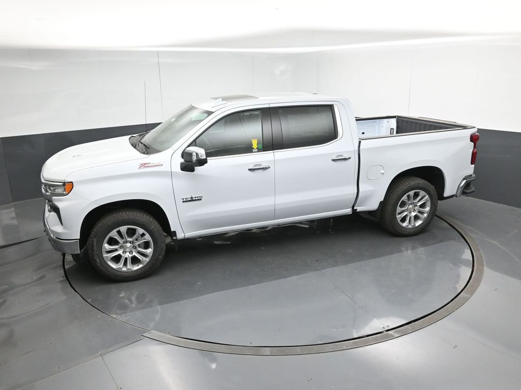 2026 Chevrolet Silverado 1500 LTZ - Photo 18