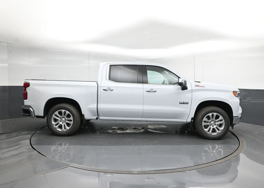 2026 Chevrolet Silverado 1500 LTZ - Photo 6