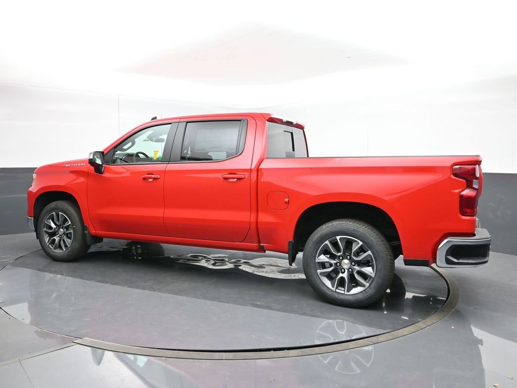 2025 Chevrolet Silverado 1500 LT photo 3