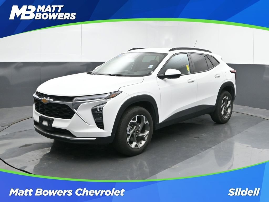 Used 2025 Chevrolet Trax LT SUV