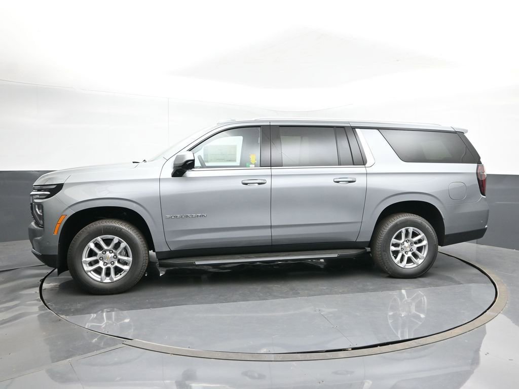 2025 Chevrolet Suburban LS photo 2