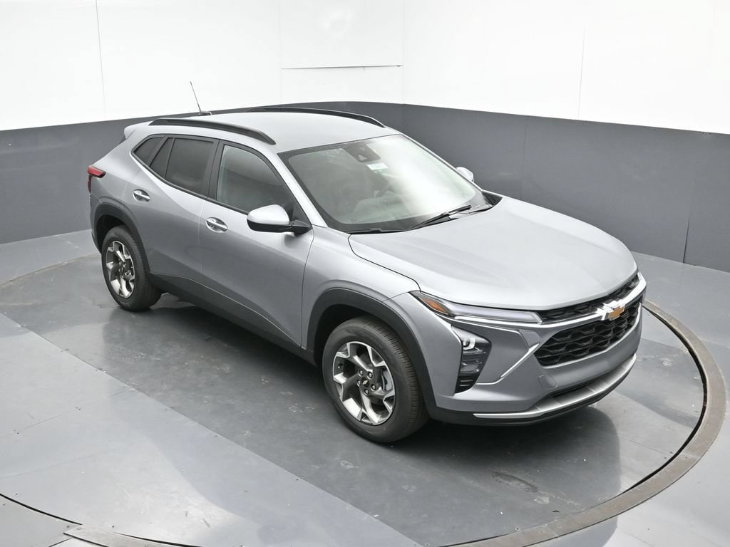 2026 Chevrolet Trax LT - Photo 23
