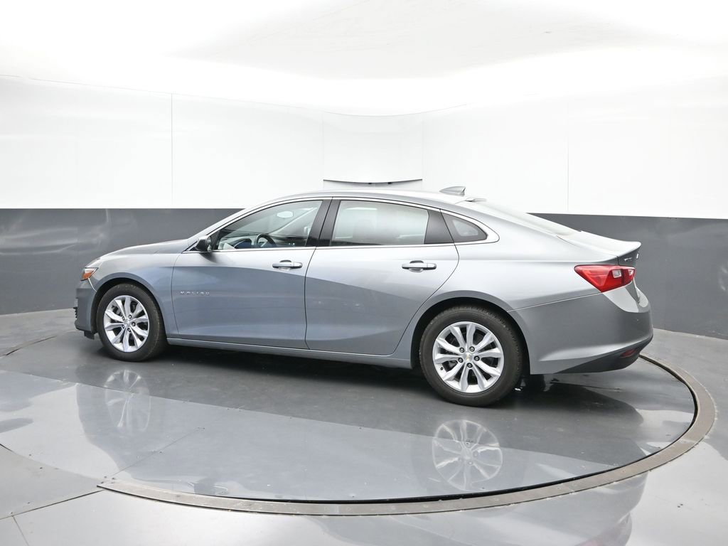 2024 Chevrolet Malibu 1LT photo 3