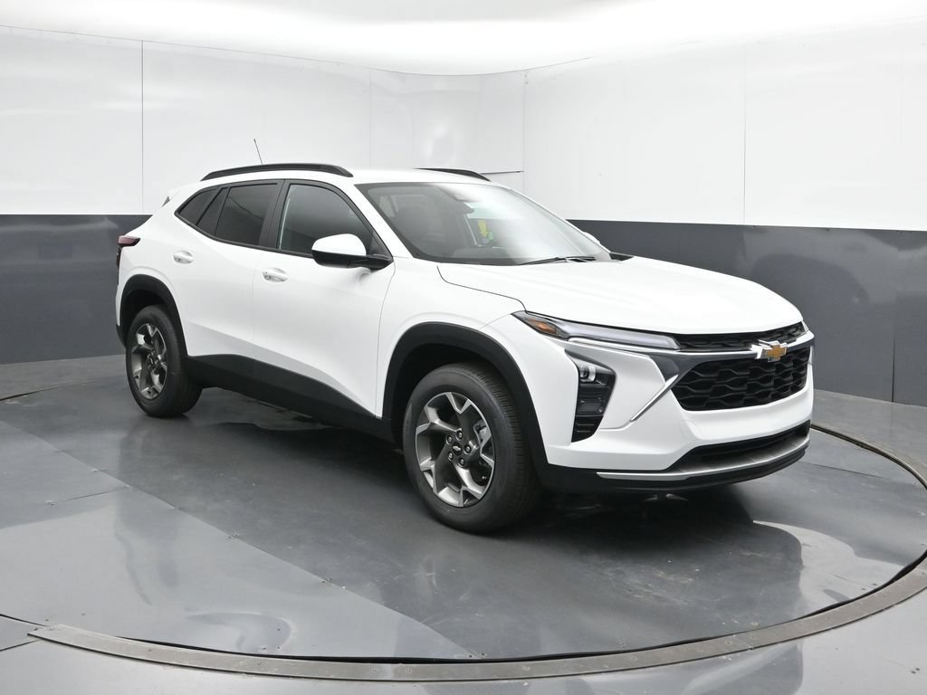2026 Chevrolet Trax LT - Photo 7