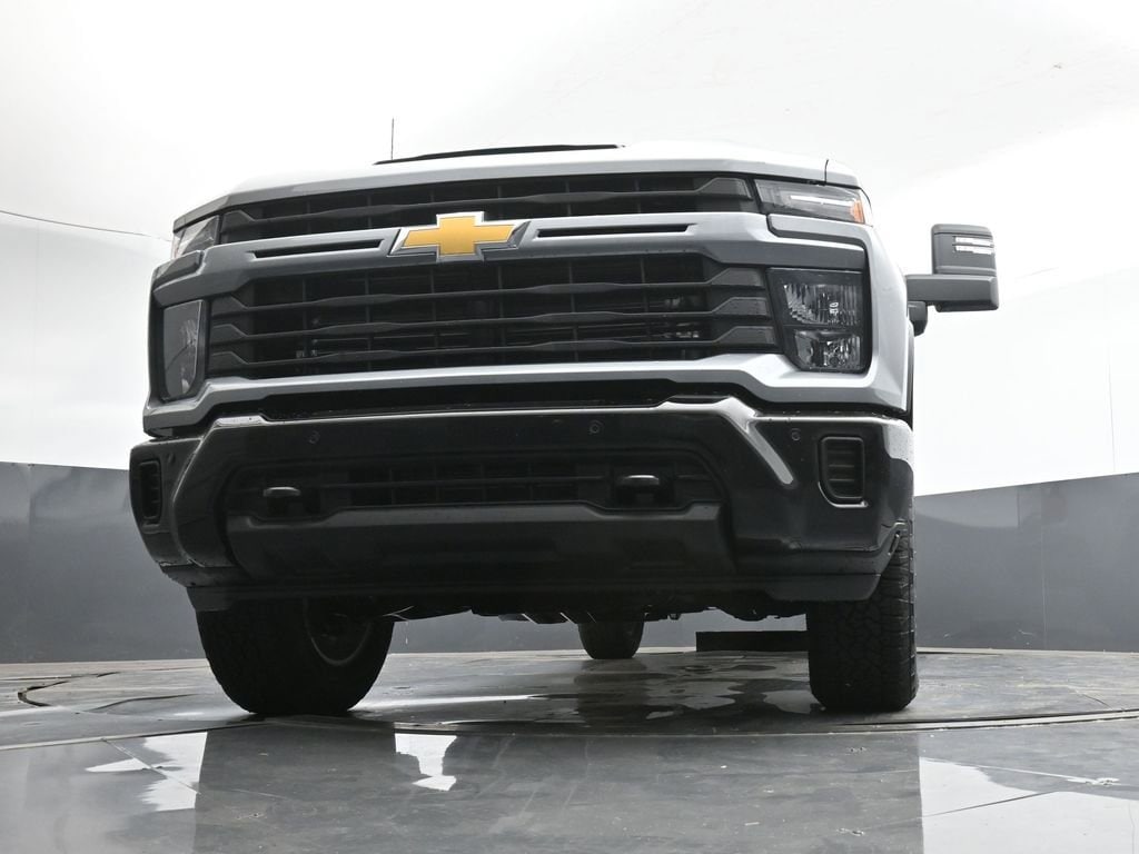 2025 Chevrolet Silverado 2500 HD Custom - Photo 9