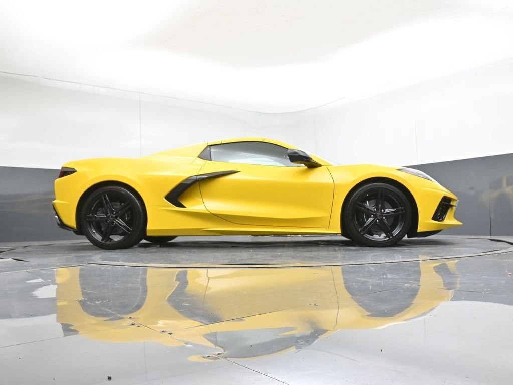 2026 Chevrolet Corvette 2LT - Photo 14