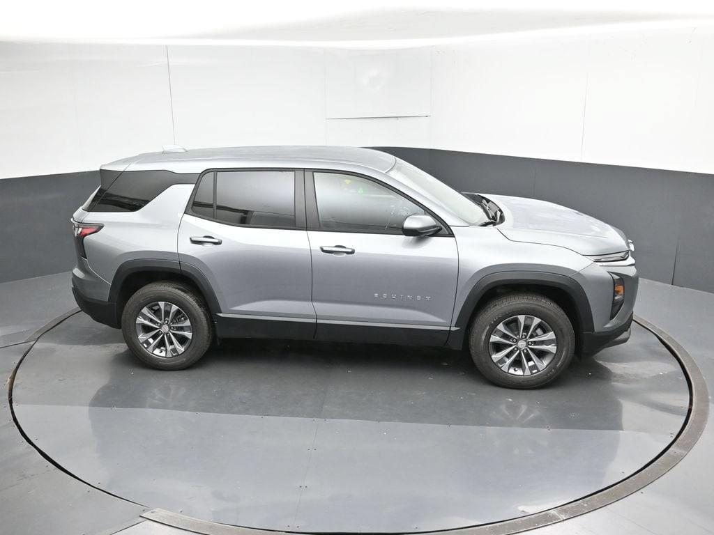2026 Chevrolet Equinox LT - Photo 21
