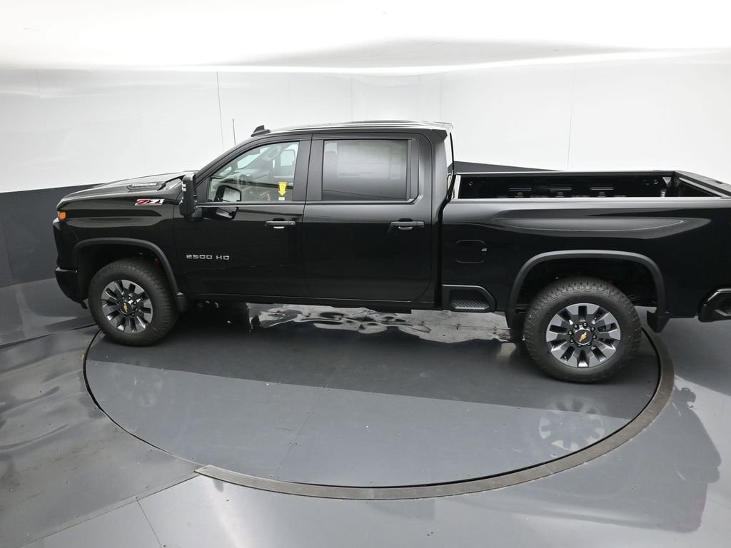 2025 Chevrolet Silverado 2500 HD Custom - Photo 19