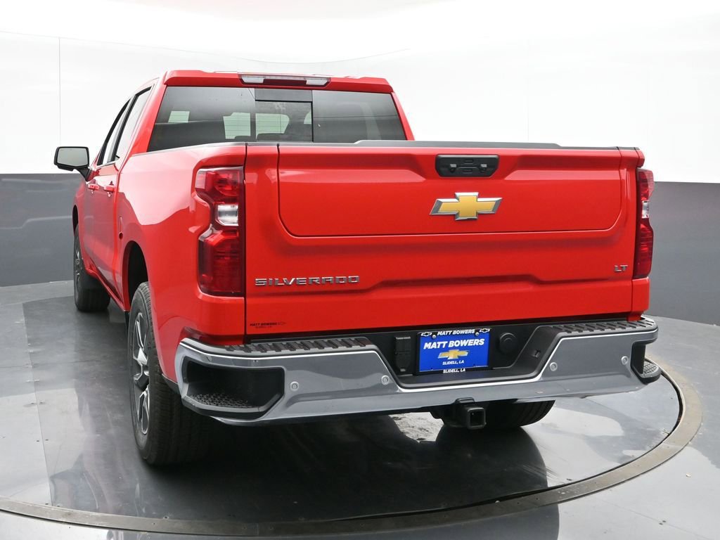 2025 Chevrolet Silverado 1500 LT photo 4