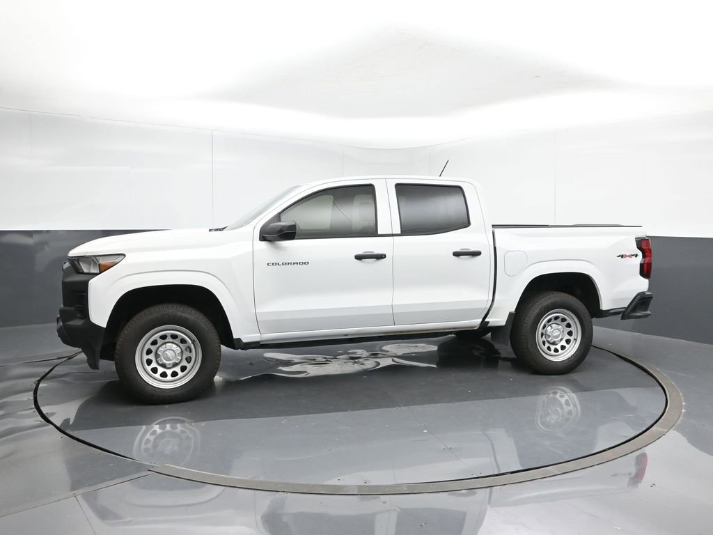 2024 Chevrolet Colorado Work Truck photo 2