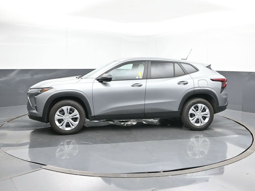 Used 2025 Chevrolet Trax LS SUV