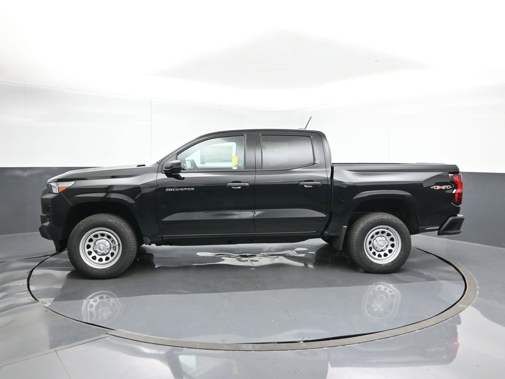 2026 Chevrolet Colorado Work Truck photo 2