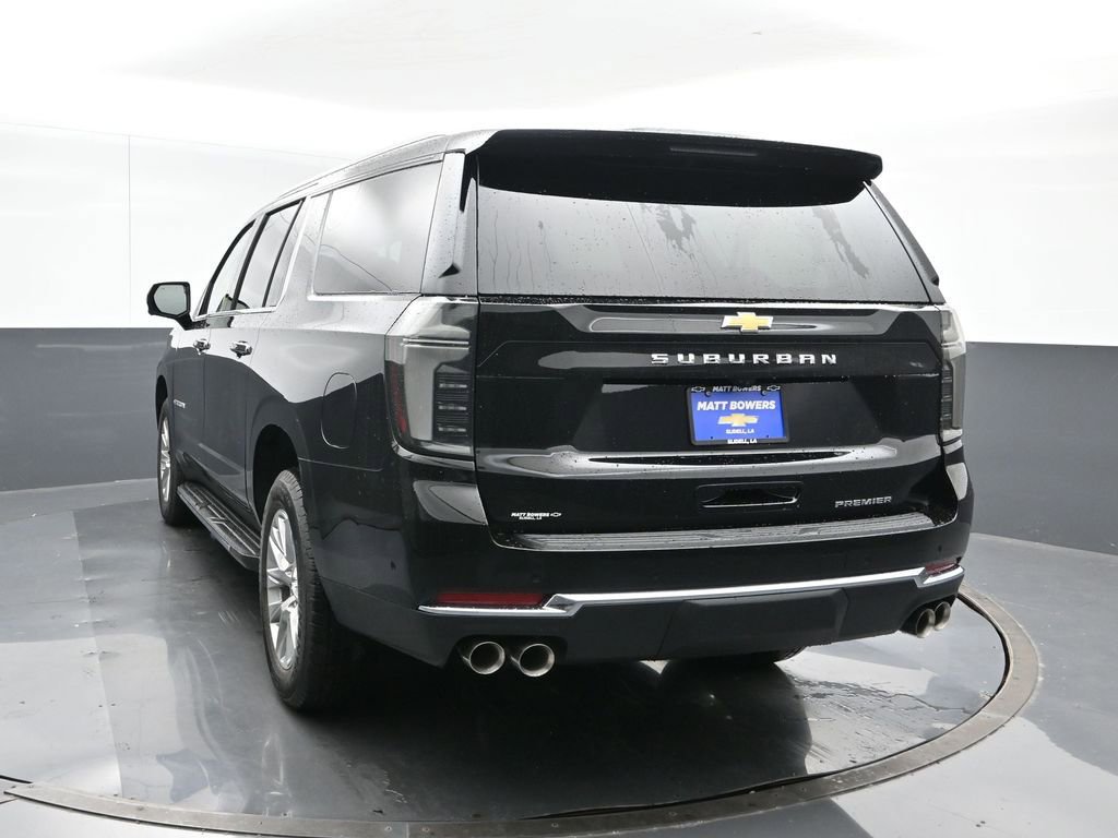 2025 Chevrolet Suburban Premier photo 4