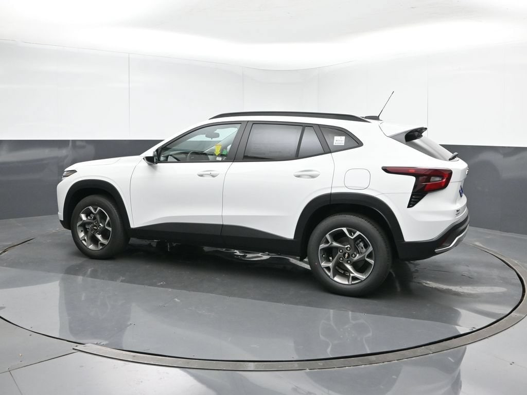 New 2026 Chevrolet Trax LT SUV