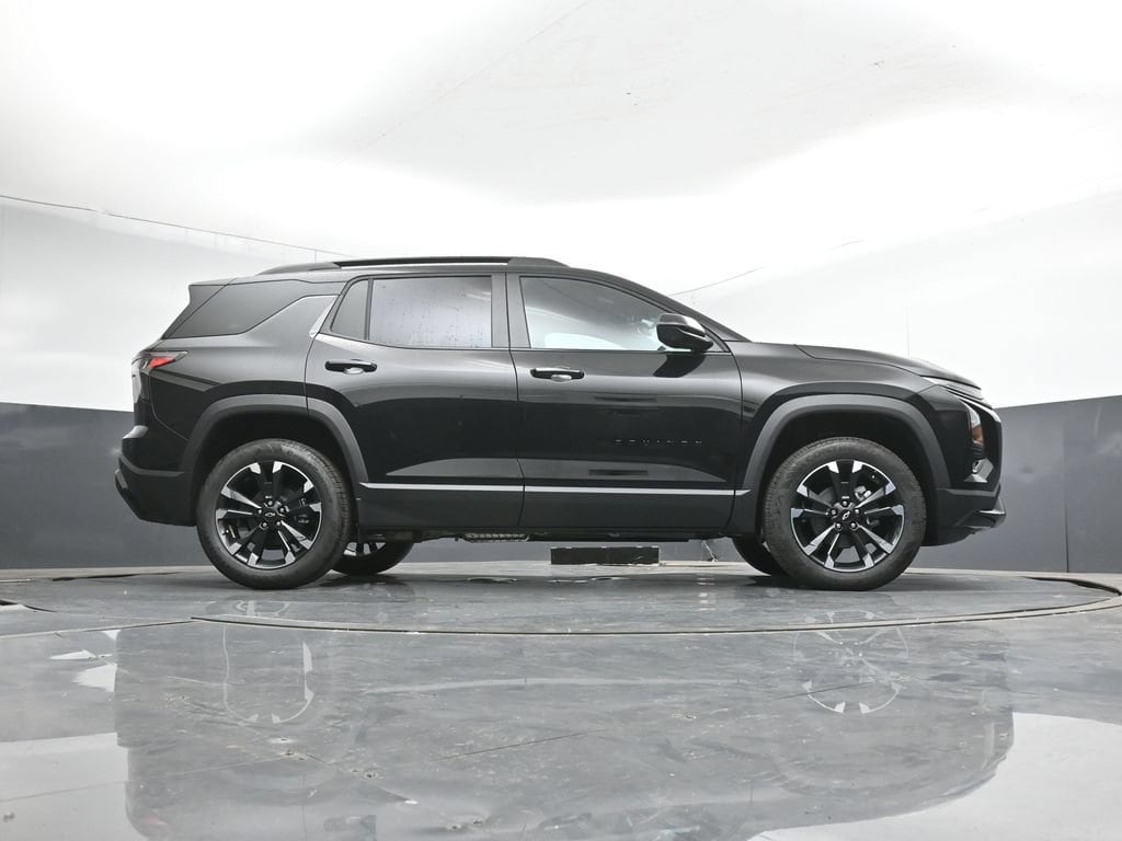 2027 Chevrolet Equinox RS - Photo 14