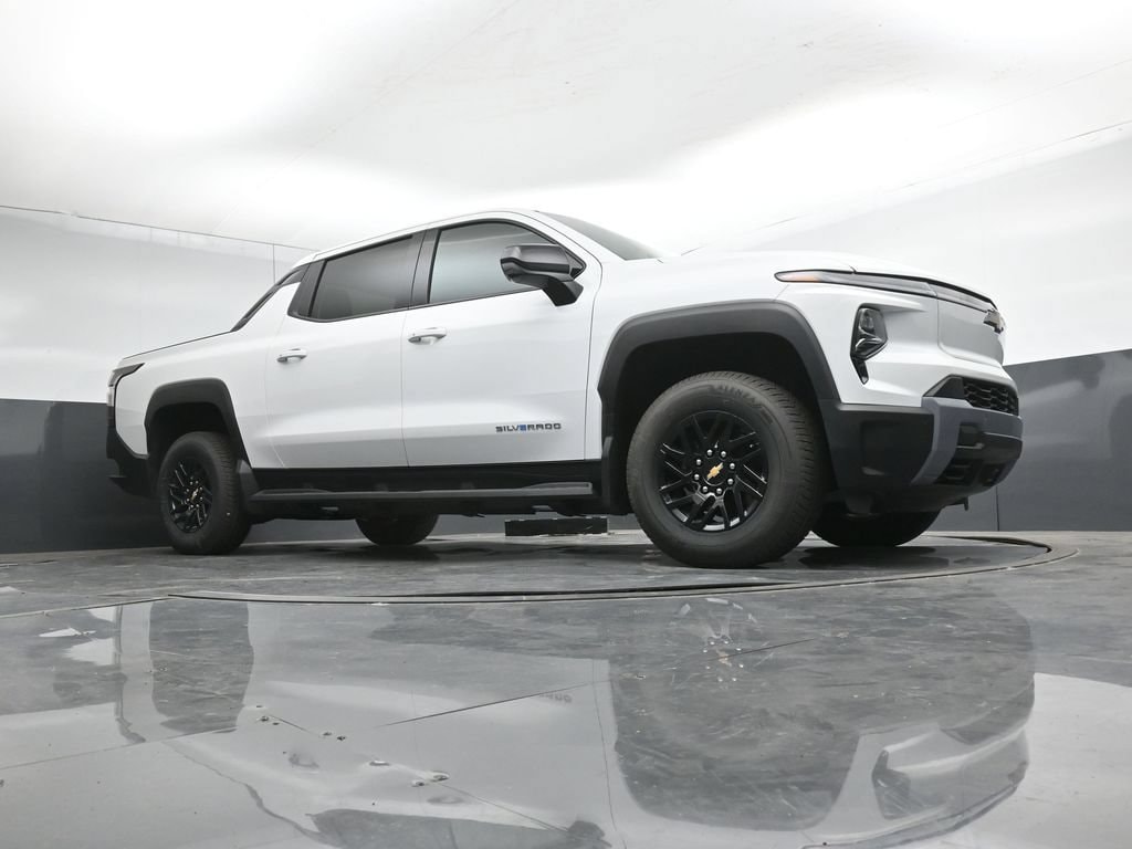 2026 Chevrolet Silverado EV LT - Photo 16