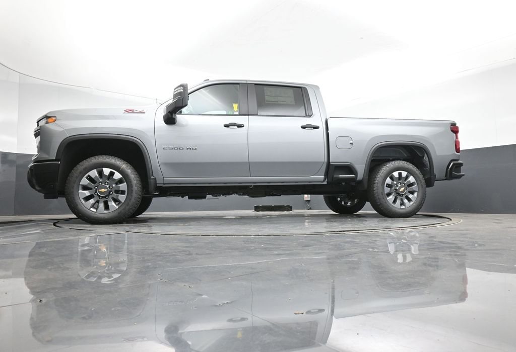 2025 Chevrolet Silverado 2500 HD Custom - Photo 11