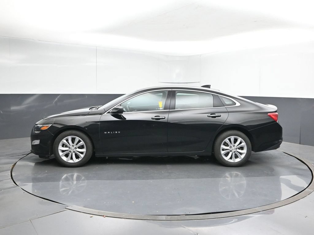 1G1ZD5ST5SF115931