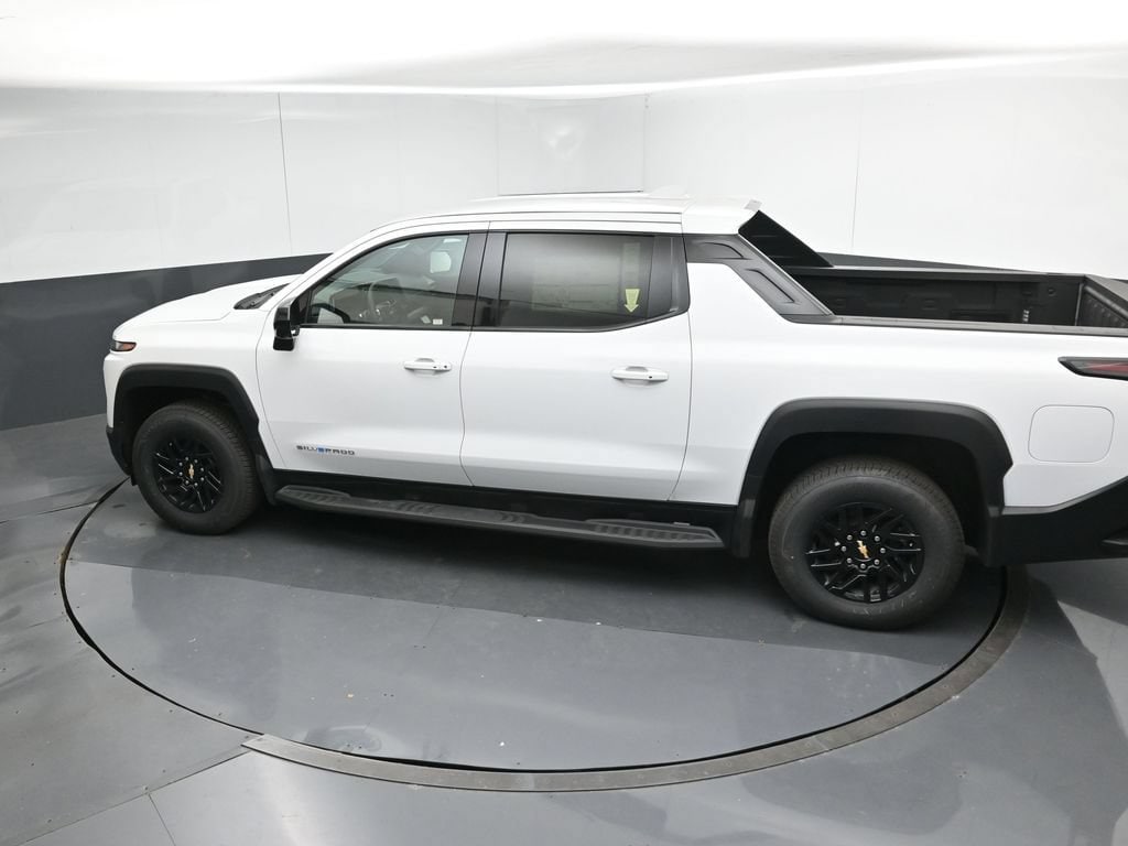 2026 Chevrolet Silverado EV LT - Photo 20