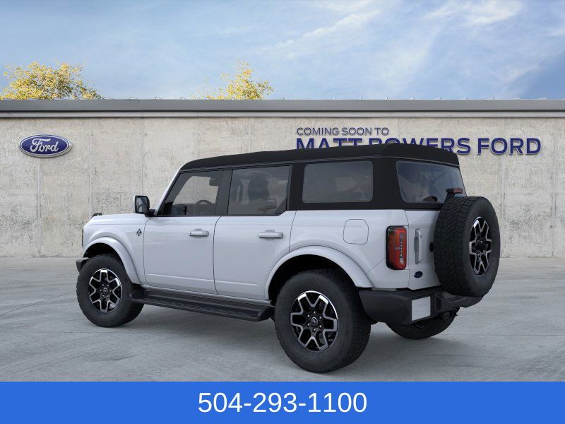 2025 Ford Bronco Outer Banks photo 3
