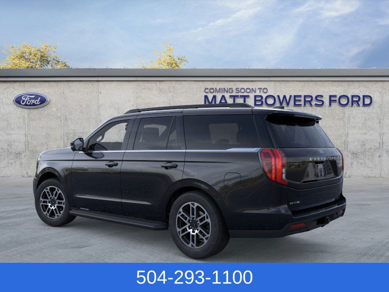 2025 Ford Expedition photo 3