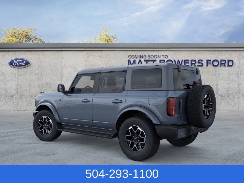2025 Ford Bronco Outer Banks photo 3