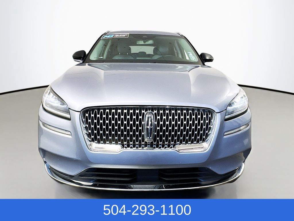 2022 Lincoln Corsair Standard photo 2