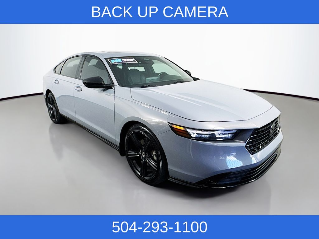 2023 Honda Accord Hybrid Sport-L photo 3